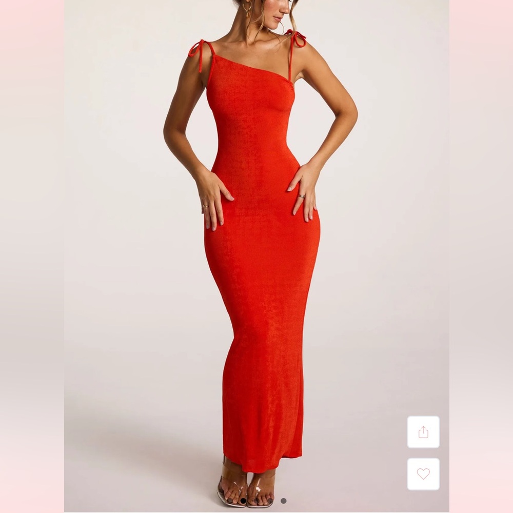 Red One Shoulder Bodycon Dress - Picture 4 of 7